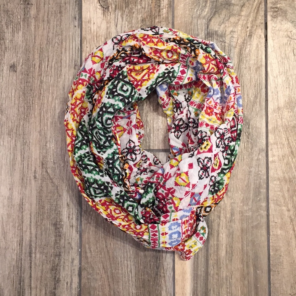 🧣Asos Infinity Colorful Tribal Scarf 🧣